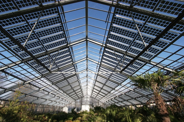EnerSerre calculates solar and PAR transmission in photovoltaic (PV) greenhouse
